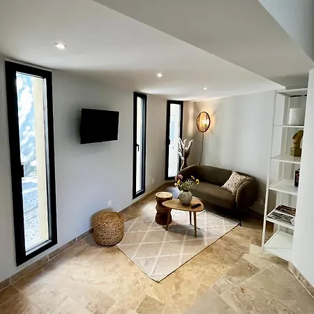 Le Donjon De Lily - Coeur De La Cite Medievale קרקסון