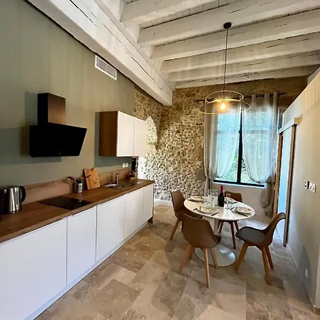 Le Donjon De Lily - Coeur De La Cite Medievale קרקסון