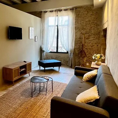 Le Donjon De Lily - Coeur De La Cite Medievale